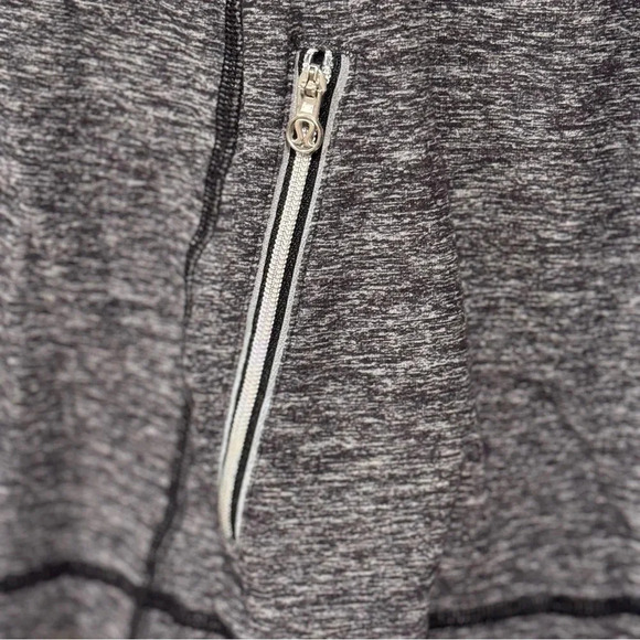 Lululemon Run Your Heart Out 1/4 Zip Pullover Size 2 - Picture 7 of 9